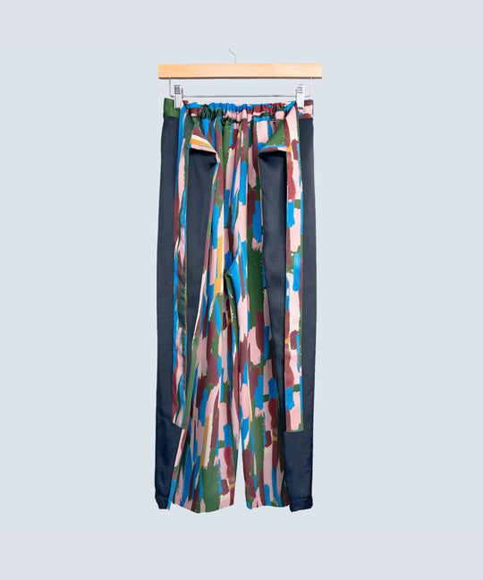 2-Way Half-Leaves Pants