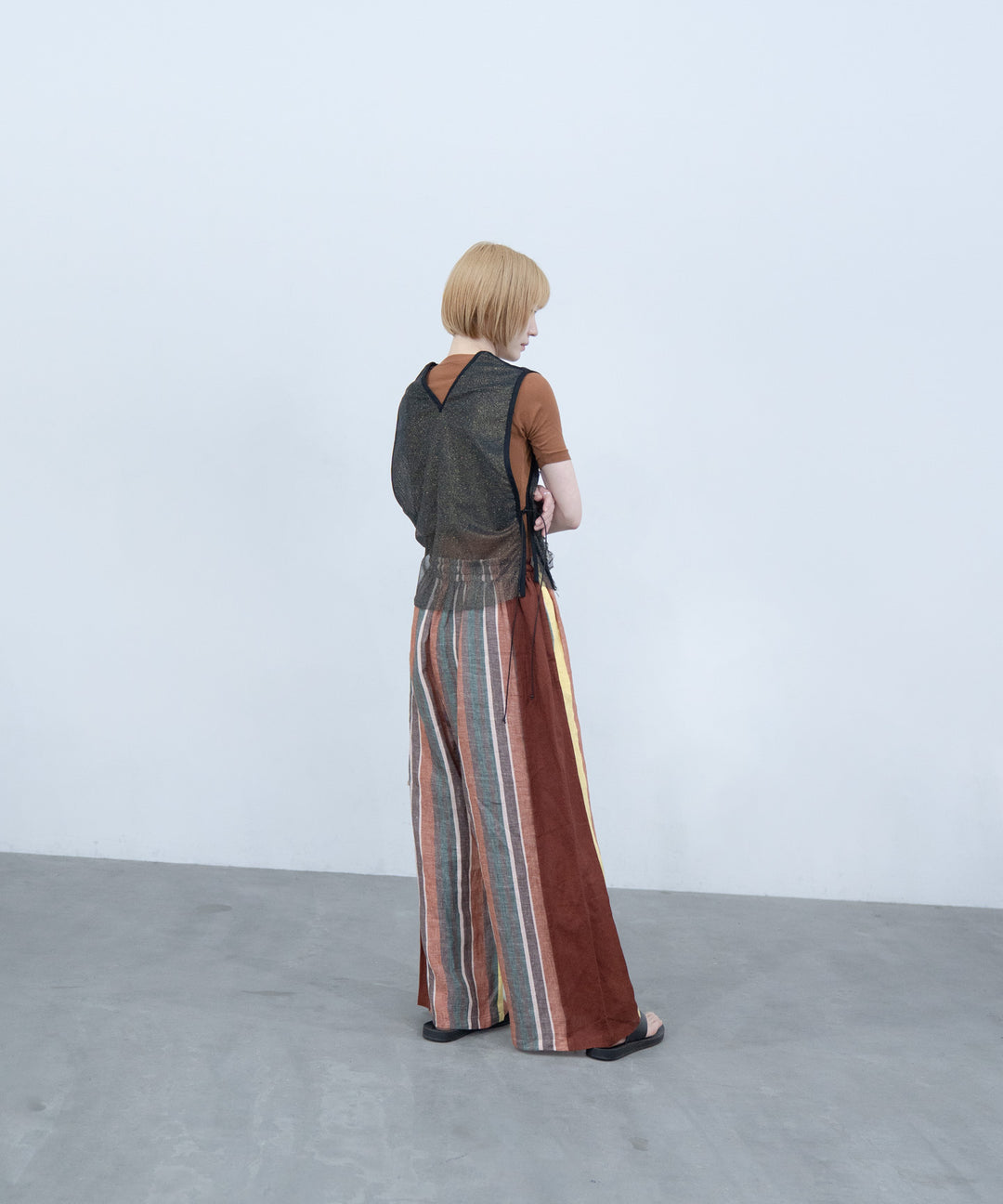 CROP MESH VEST