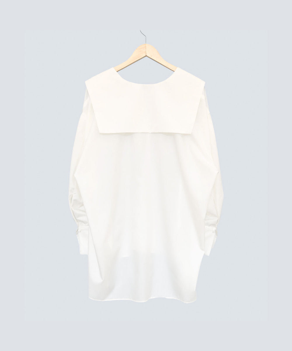 FIN SAILOR COLLAR BLOUSE