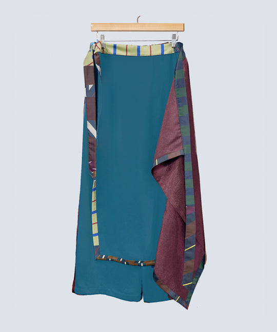 Multi-way sailor bottom