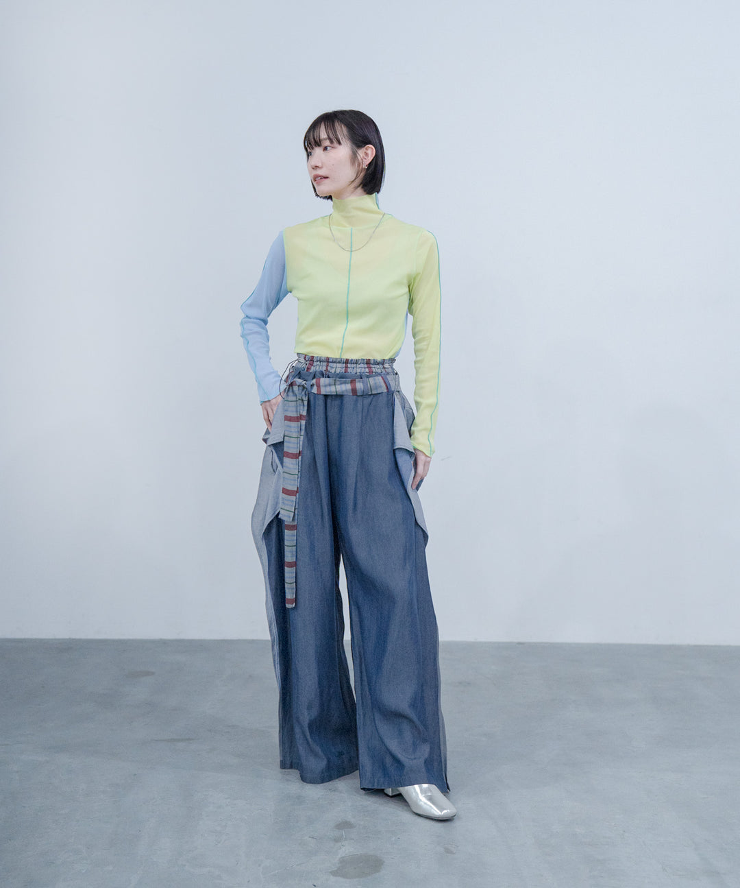 SQUARE DENIM PANTS