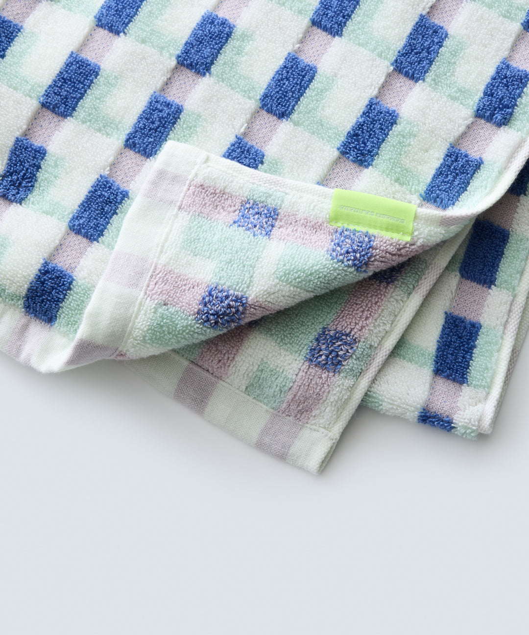 PLAID GEO TOWEL