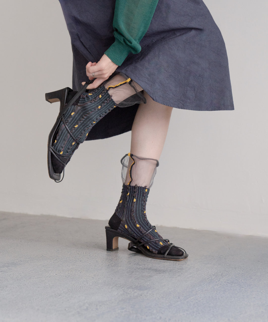 RIPPLE STRIPE SOCKS