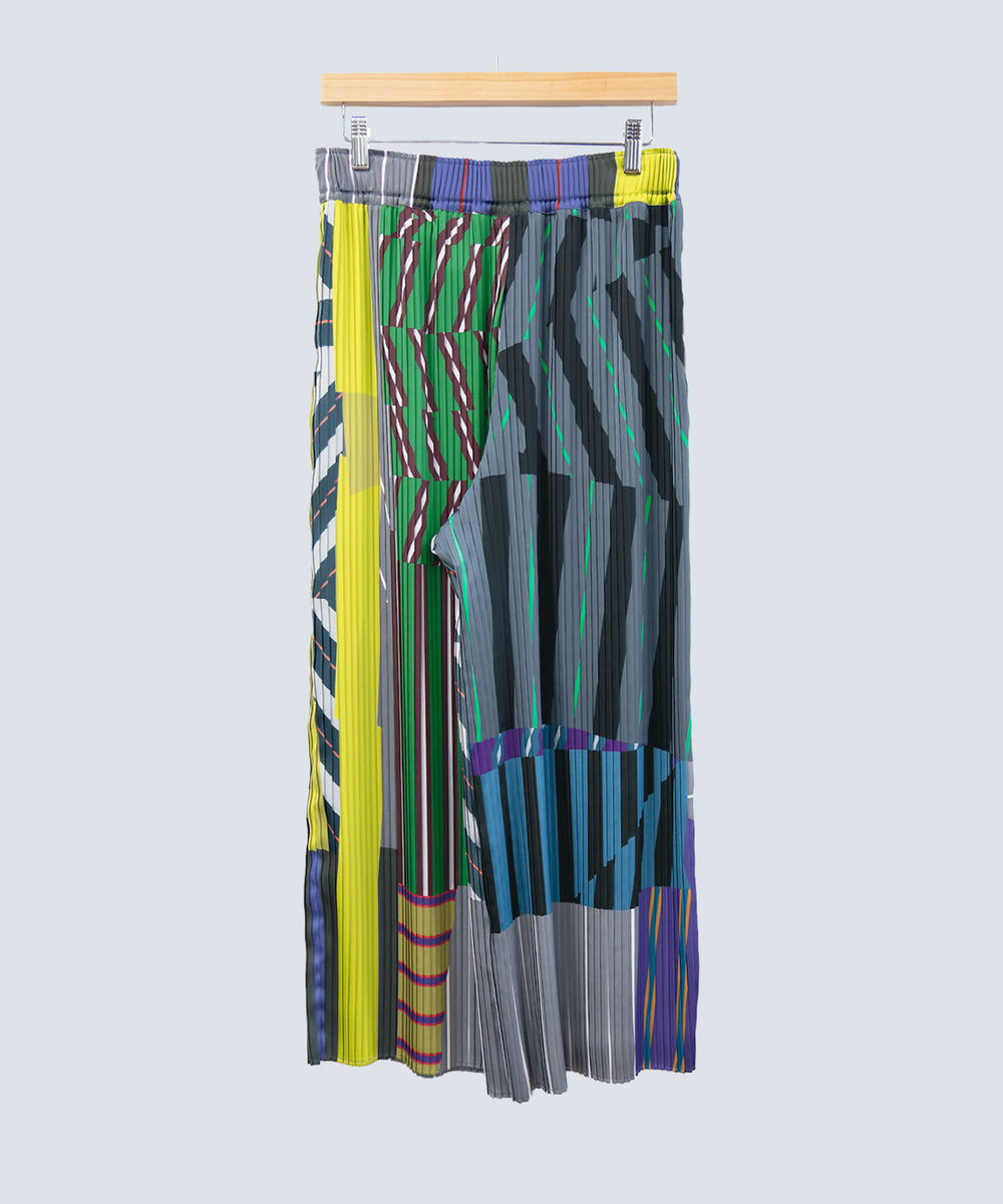 PARALLEL PLEATED PANTS